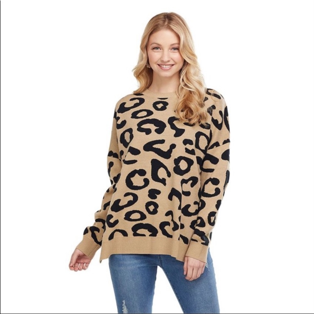 Mud pie Leopard knit top